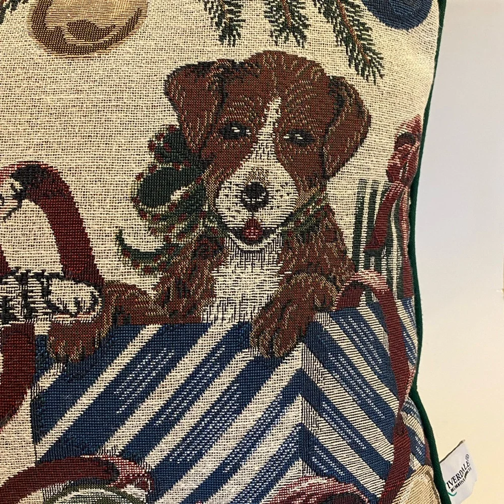 Christmas Pillow With Dog & Cat